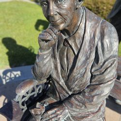 Cerritos Senior Center at Pat Nixon Park