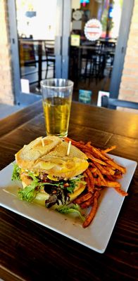 Cold Beers & Cheeseburgers by null