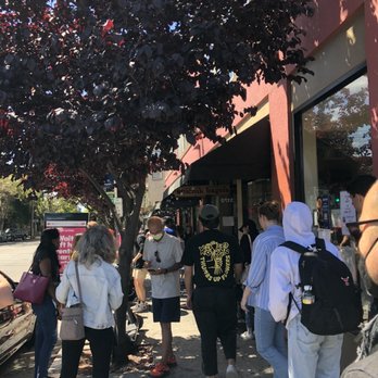 Boichik Bagels - Waiting to pick up - Bagels Near Me - Berkeley, California