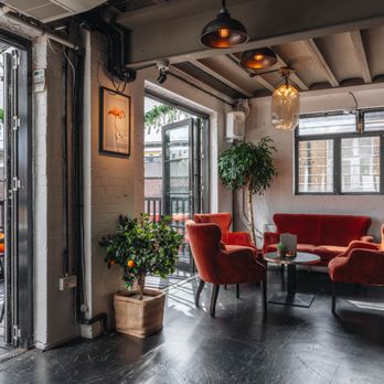 The Exhibit - The Mezzanine Lounge - Pubs Near Me - London, XGL