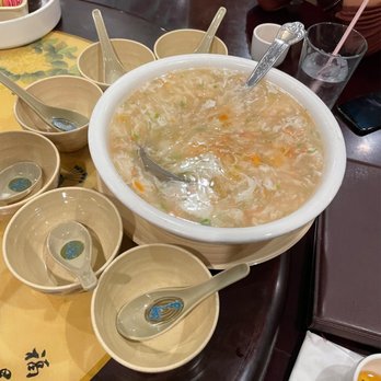 Din Ho Chinese BBQ - S5. House Seafood Soup - Barbeque Near Me - Austin, Texas