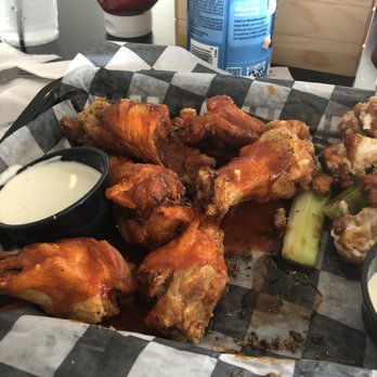 Beachside Billys - American Near Me - Austin, Texas