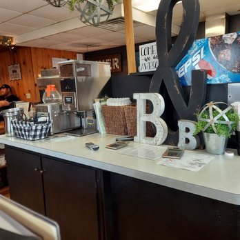 B & B Cafe - Inside - Cafes Near Me - Albert Lea, Minnesota B & B Cafe - Inside - Cafes Near Me - Albert Lea, Minnesota