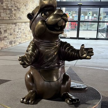Buc-ee’s - Statue - Gas Stations Near Me - Goodyear, Arizona