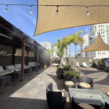 Wi Spa - Rooftop patio - Day Spas Near Me - Los Angeles, California Wi Spa - Rooftop patio - Day Spas Near Me - Los Angeles, California