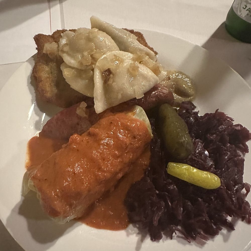 Shadowy platter