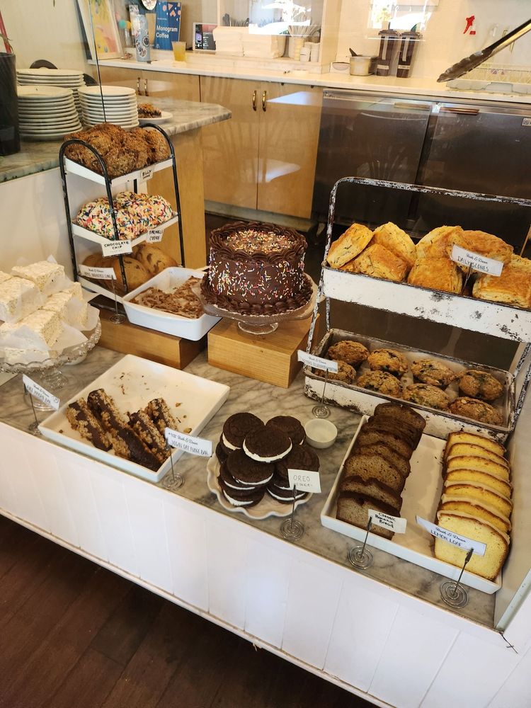 RUTH & DEAN Updated August 2024 2509 Estevan Avenue, Victoria