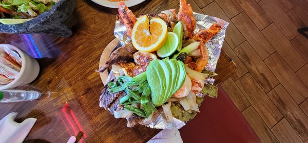 Mariscos Huatulco by null