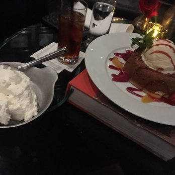 H Bar - Warm Butter Cake from Mastro's - Lounges Near Me - Houston, Texas H Bar - Warm Butter Cake from Mastro's - Lounges Near Me - Houston, Texas