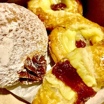 Dulce de Leche - Sweet and scrumptious - Bakeries Near Me - Englewood, New Jersey