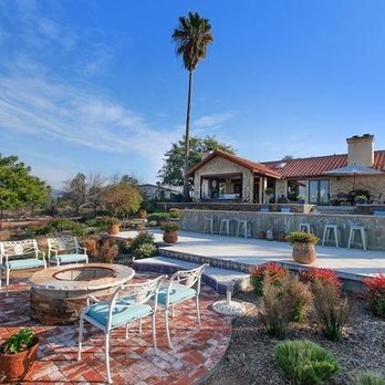 Jessica Woldenga - Realtor - Happy Clients home on Schuber Lane! - Real Estate Agents Near Me - Temecula, California