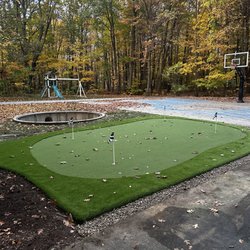 Purchase Green Artificial Grass - West Michigan - Yes, we specialize on putting greens too.