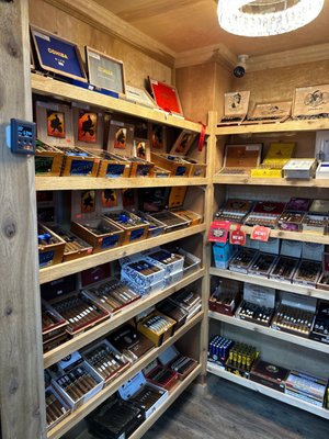 I Vape & Tobacco, 2316 S 17th St, Ste 130, Wilmington, NC 28401, US