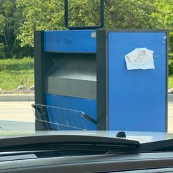 Zips Car Wash - Mat cleaner