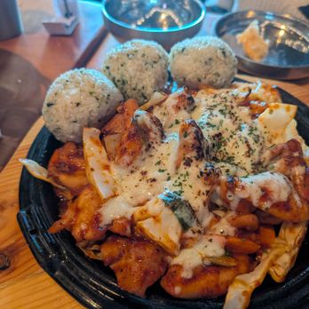 1st Street Pocha - Chicken bulgogi with rice balls - Korean Near Me - Beaverton, Oregon 1st Street Pocha - Chicken bulgogi with rice balls - Korean Near Me - Beaverton, Oregon