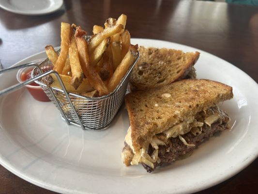 Assemble Kitchen by null