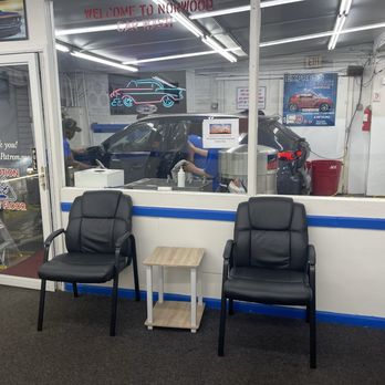 Norwood Park - Car Wash Near Me - Chicago, Illinois