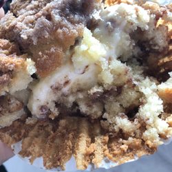 Dunkin' - Coffee cake muffin