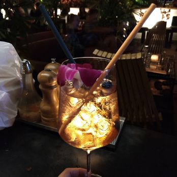 Hideout - Bars Near Me - Honolulu, Hawaii Hideout - Bars Near Me - Honolulu, Hawaii