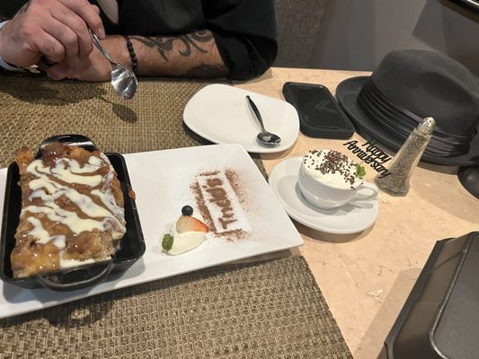 Todd's Unique Dining by null