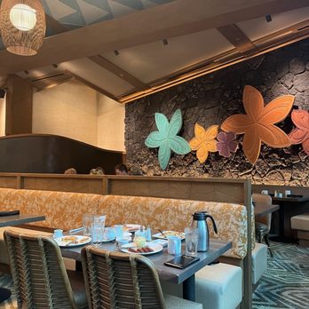 Kona Cafe - Sushi Bars Near Me - Lake Buena Vista, Florida