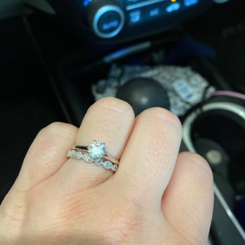 Houston Jewelers - Jewelry Near Me - Bakersfield, California Houston Jewelers - Jewelry Near Me - Bakersfield, California
