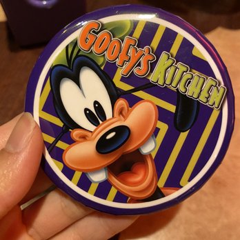 Goofy's Kitchen - American Near Me - Anaheim, California