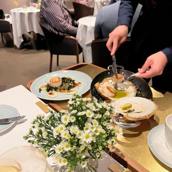 Le Pavillon - French Near Me - New York, New York Le Pavillon - French Near Me - New York, New York