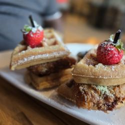 Chicken and waffles sliders
