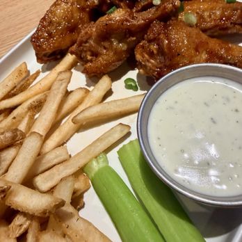 Dave & Buster's Lombard - Chicken Wings - Sports Bars Near Me - Lombard, Illinois Dave & Buster's Lombard - Chicken Wings - Sports Bars Near Me - Lombard, Illinois