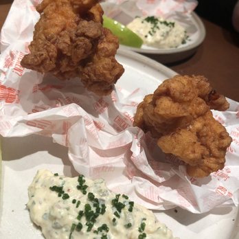 Frenchie Bar à Vins - Fried sweetbreads - Wine Bars Near Me - Paris, 75 Frenchie Bar à Vins - Fried sweetbreads - Wine Bars Near Me - Paris, 75