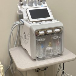 BG Medical Center - Hydra facial