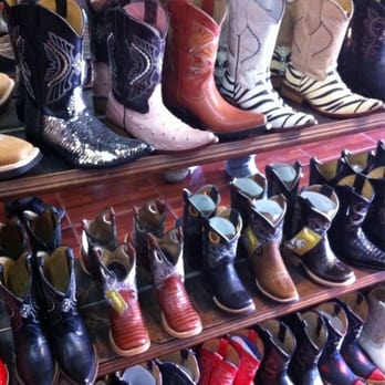 De Piel a Piel - Pura vaquera. - Shoe Stores Near Me - Oaxaca, OAX De Piel a Piel - Pura vaquera. - Shoe Stores Near Me - Oaxaca, OAX