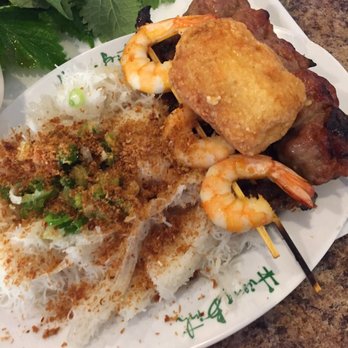 Huong Binh - Banh hoi! with the works - Vietnamese Near Me - Seattle, Washington