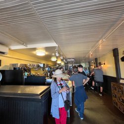 Catalina Island Brew House - Order counter