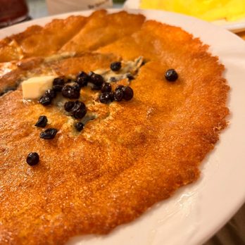 Cafe This Way - Blueberry pancake - New American Near Me - Bar Harbor, Maine