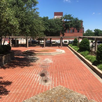 General Worth Square - Parks Near Me - Fort Worth, Texas