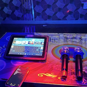 Maxim Karaoke - Karaoke Near Me - Westminster, California