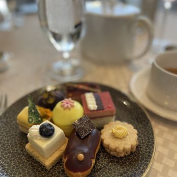 AFTERNOON TEA AT THE PHOENICIAN - Updated December 2025 - 360