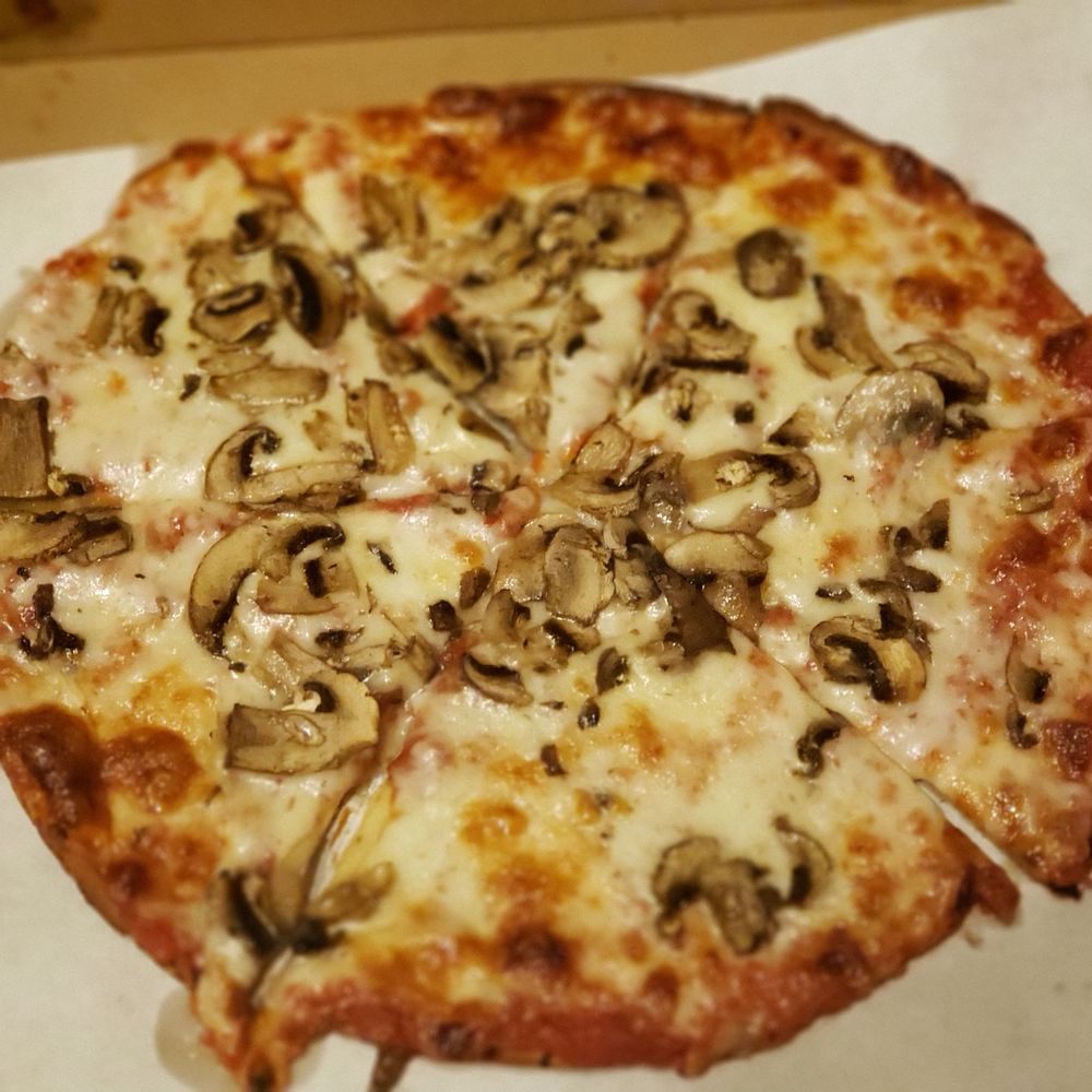 Pies On Nine - Cauliflower pizza with Mushrooms - Pizza Near Me - Beachwood, New Jersey Pies On Nine - Cauliflower pizza with Mushrooms - Pizza Near Me - Beachwood, New Jersey
