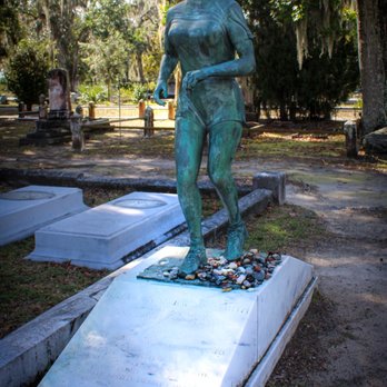 Bonaventure Cemetery - Funeral Services & Cemeteries Near Me - Savannah, Georgia Bonaventure Cemetery - Funeral Services & Cemeteries Near Me - Savannah, Georgia