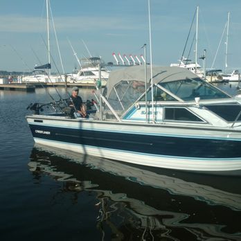 Rodfathers Charters - Fishing Near Me - Manitowoc, Wisconsin Rodfathers Charters - Fishing Near Me - Manitowoc, Wisconsin