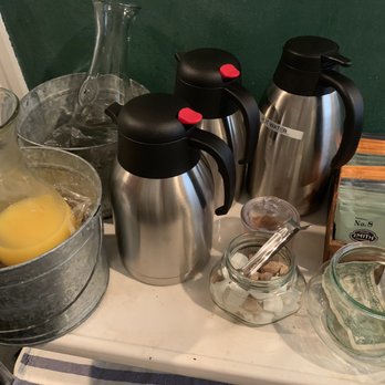 Ace Hotel - Breakfast bar, 5/28/2019 - Hotels Near Me - Portland, Oregon