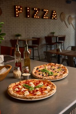 Piacere Wood Fired Pizza Pines by null