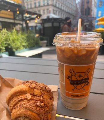 Wafels & Dinges by null