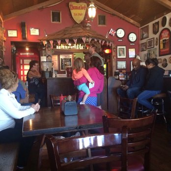 Camelot Fish & Chips - Interior design - Seafood Near Me - Pacifica, California