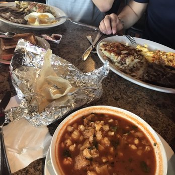 Flor's Diner - American Near Me - Colton, California