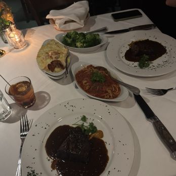 Hal’s The Steakhouse - Steak with cognac sauce, lobster Mac, broccoli and spaghetti. - Steakhouses Near Me - Nashville, Tennessee Hal’s The Steakhouse - Steak with cognac sauce, lobster Mac, broccoli and spaghetti. - Steakhouses Near Me - Nashville, Tennessee