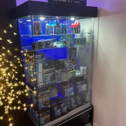 Fins Freshwater Aquariums - Fluval hard good display case