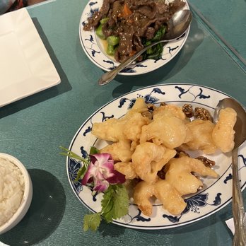 Kirin Restaurant - Honey walnut shrimp, Beef with you choy - Seafood Near Me - Honolulu, Hawaii Kirin Restaurant - Honey walnut shrimp, Beef with you choy - Seafood Near Me - Honolulu, Hawaii